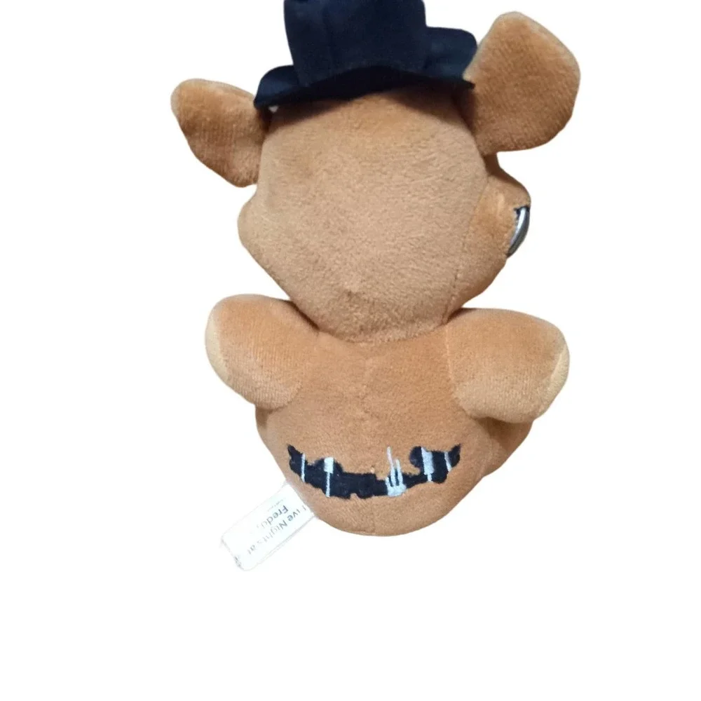 Funko Five Nights at Freddy's brown plush - Picture 3 of 8